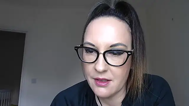 PsychicDominatrix Live XXX-chat