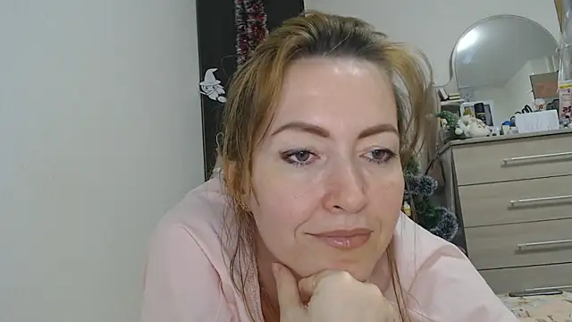 NicoleEunice87 élő XXX-chatje