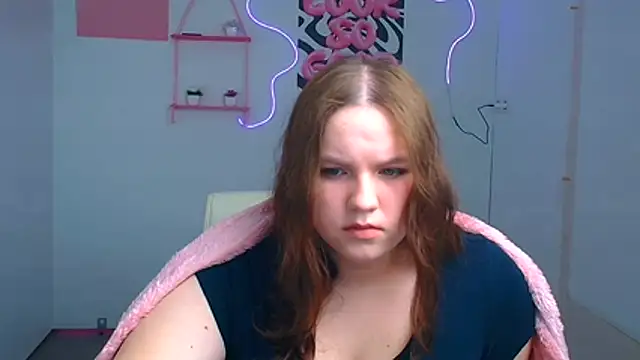 Kitty_Mia_Kitty's Live XXX Chat