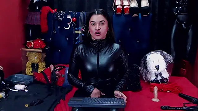 Hannamariana élő XXX-chatje