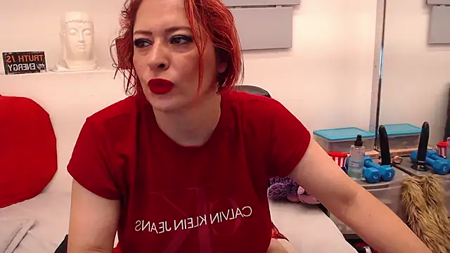 eva_twiss élő XXX-chatje