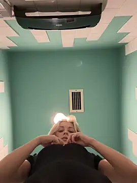 Živý XXX chat VikaBunny1