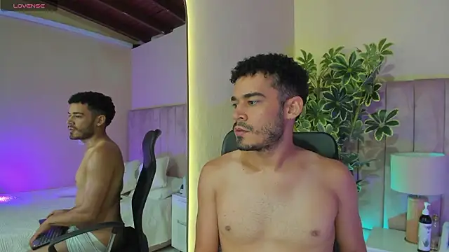 aries_unbound Webcamshow