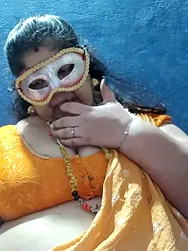 tamilthanushriのライブXXXチャット