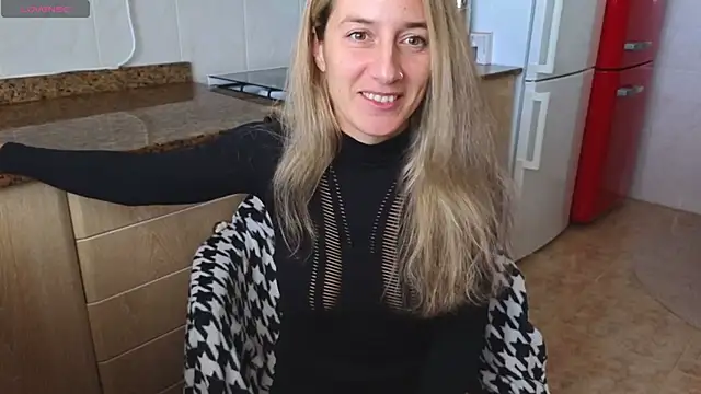 Lunamix's Live XXX Chat