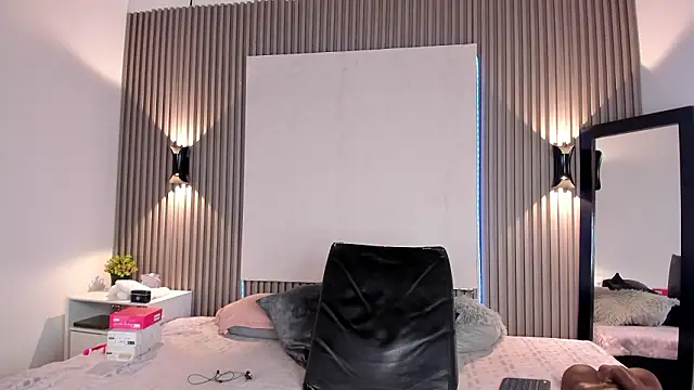 Zafiiraa élő XXX-chatje