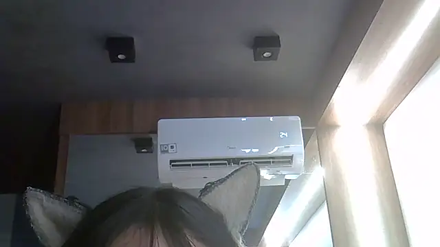 SkinnyKittenのウェブカメラショー