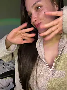 MisFrekcles_ Chat XXX live