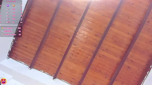 Juliette__3 élő XXX-chatje