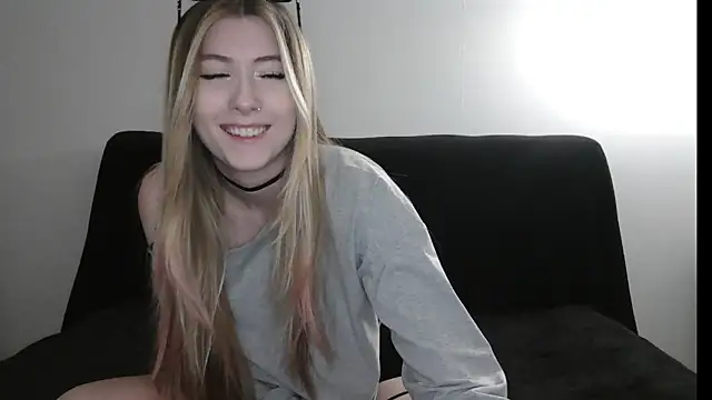 ErikaShyy Chat XXX live