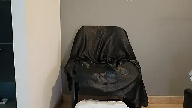 LaureLiveXXのライブXXXチャット