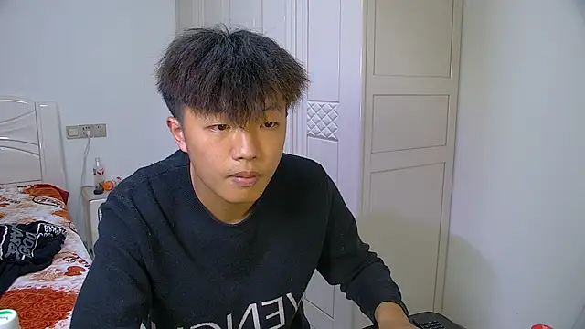 Chocolates-001 élő XXX-chatje