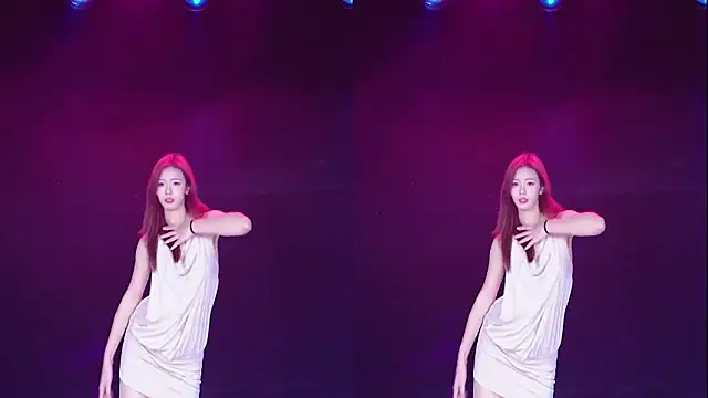 Czat XXX na żywo – SuperGirl-100