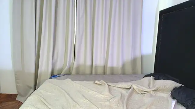 jada_burns' Live XXX Chat