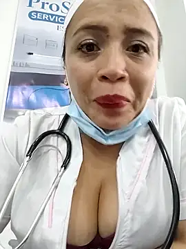 MILA__06 élő XXX-chatje