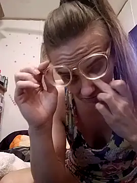 Chatroom XXX en direct de snowbird1117