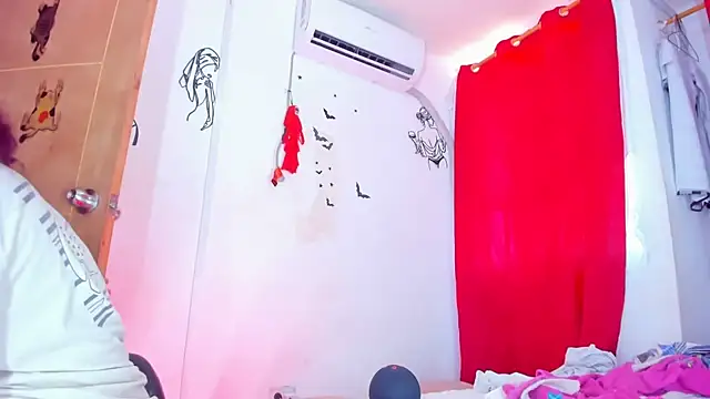 Emily_Coper18 Live XXX-chat