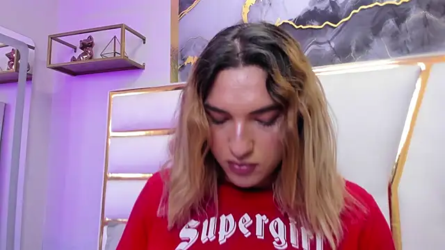 TomLondon_ Adlı Modelin Canlı XXX Sohbeti