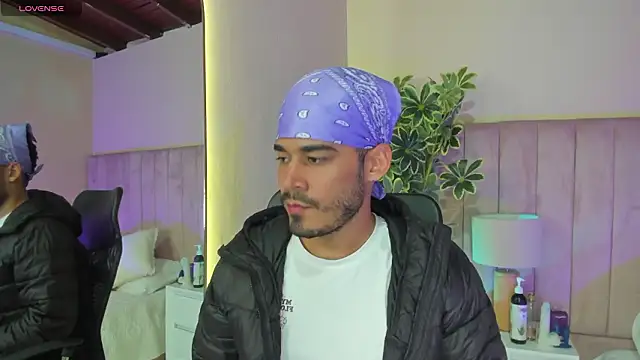 aries_unbound Webcamshow