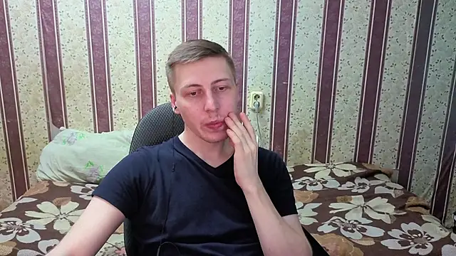 Chatroom XXX en direct de darienlarge