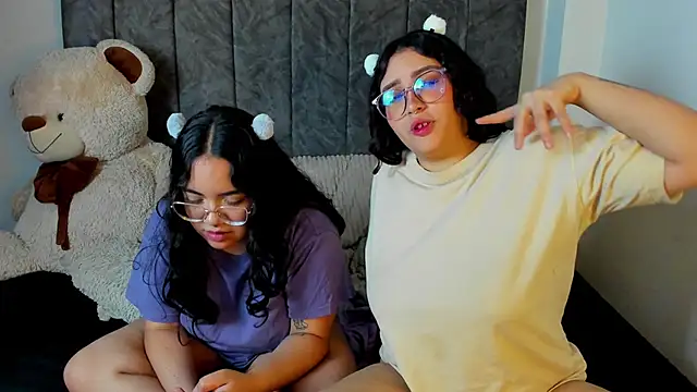 maddie-and-chelsea- Adlı Modelin Canlı XXX Sohbeti