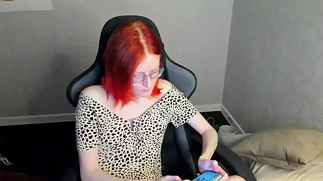 ElizabethHarpper Adlı Modelin Canlı XXX Sohbeti