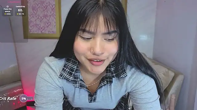 Paulette_v Adlı Modelin Canlı XXX Sohbeti