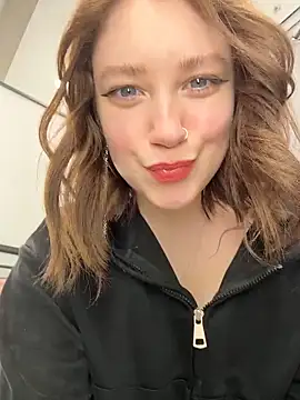 Webkamerová show lucy-joy