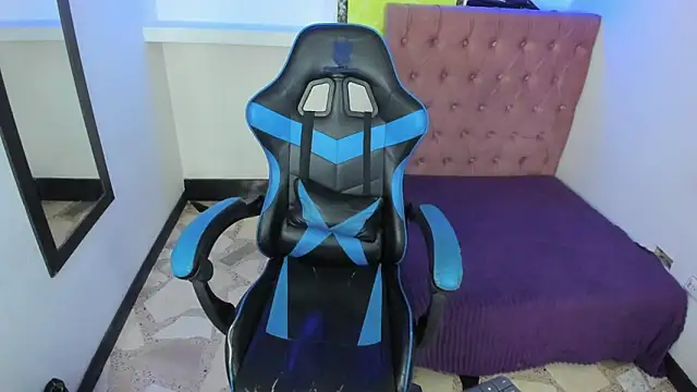 alison_moon7 webkamerás műsora