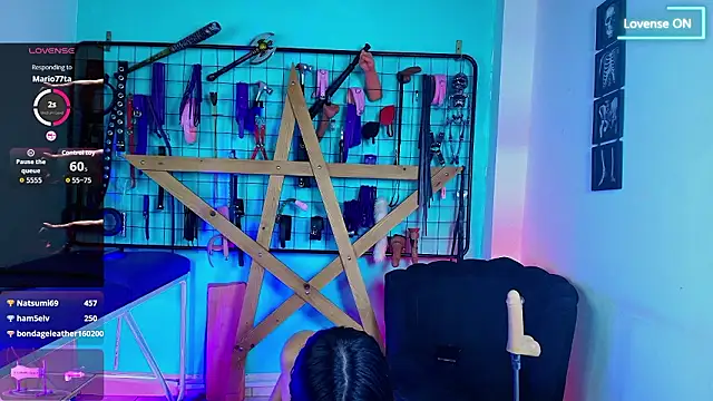 Mrmia_bdsm_extreme Adlı Modelin Canlı XXX Sohbeti