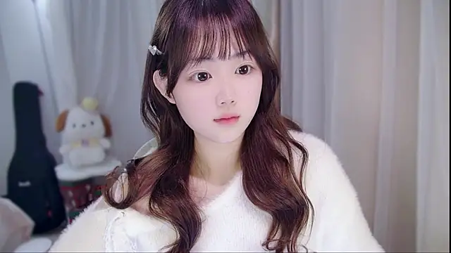 YUANYUAN-A Adlı Modelin Canlı XXX Sohbeti