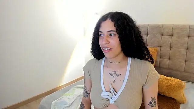 Annie_roselle Live XXX-Chat