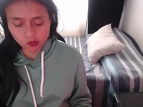 Negritatata Adlı Modelin Canlı XXX Sohbeti