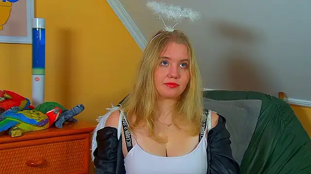 EmilyEvanse Adlı Modelin Canlı XXX Sohbeti