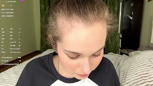 MiaBlanko Adlı Modelin Canlı XXX Sohbeti