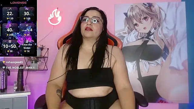 AGATHA_05 Adlı Modelin Canlı XXX Sohbeti