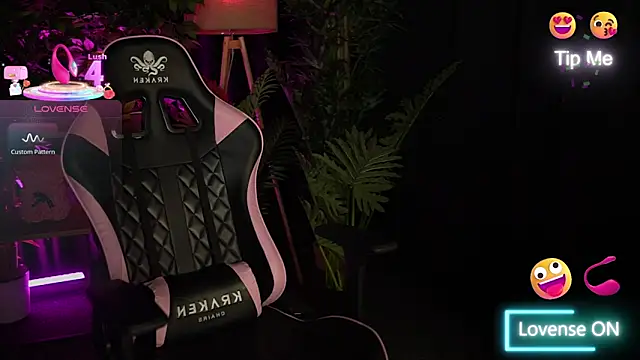 baby_luna_xo Adlı Modelin Canlı XXX Sohbeti