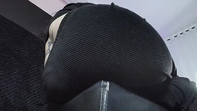 _Jade_16 Adlı Modelin Canlı XXX Sohbeti