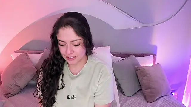 Nicolle_W Adlı Modelin Canlı XXX Sohbeti