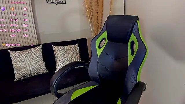 Chatroom XXX en direct de CharlotteCox_