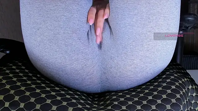 Chatroom XXX en direct de Cameltoe_squirt_inPants