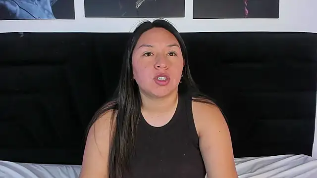 دردشة BellaRoux1 الجنسية المباشرة