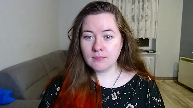 دردشة KateeSunnyy الجنسية المباشرة