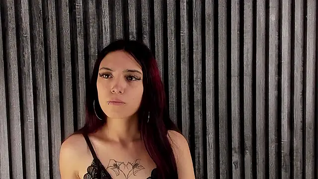 Molly_Bms_ Adlı Modelin Canlı XXX Sohbeti