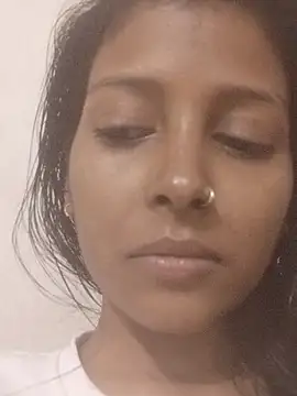 Nilu_XXX Live XXX-chat