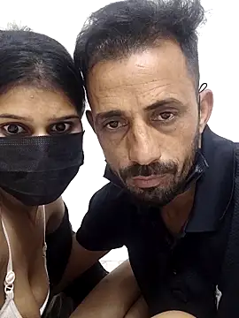 Pokazy przed kamerką – Chic_Vibes