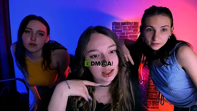 sweetie_chloe_: απευθείας συνομιλία ΧΧΧ