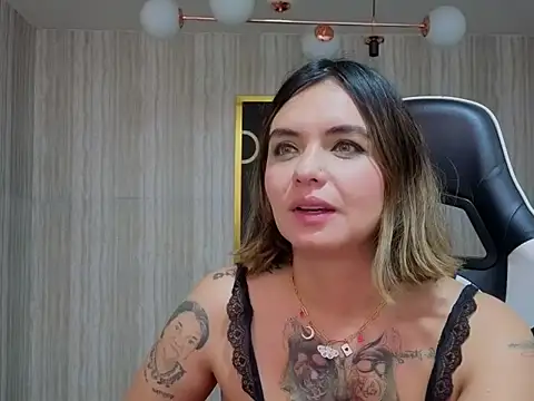 zarcasutra_t's Live XXX Chat