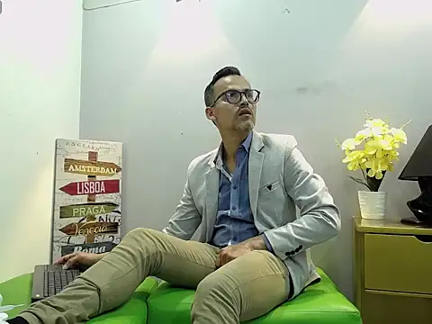 Oswalldo__: вебкам-шоу