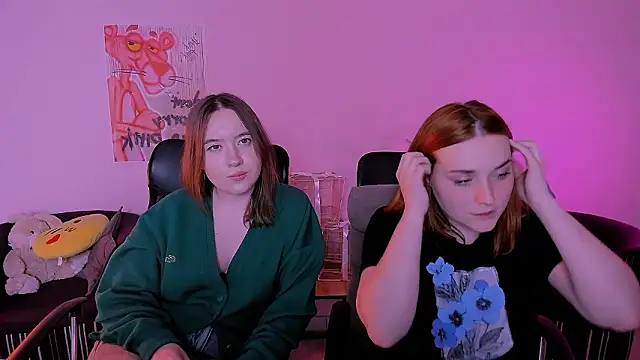 Webkamerová show casey_meow_